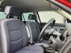 展示場に欲しい車がなくても、希望条件に合わせてお探しします。 6