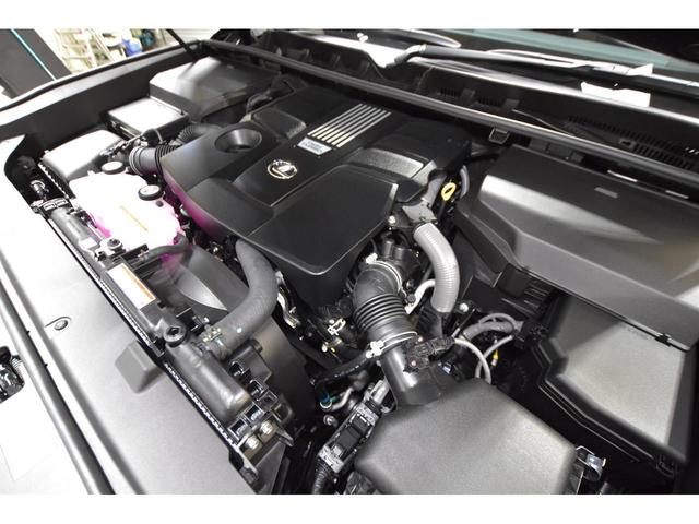 ＬＸ ＬＸ６００　１オーナー　マクレビ　ヘッドアップディスプレイ　ムーンルーフ　シルバールーフ　純正２０インチＡＷ（ダークメタリック塗装）デジタルインナーミラー　エアサスペンション　クールボックス（70枚目）