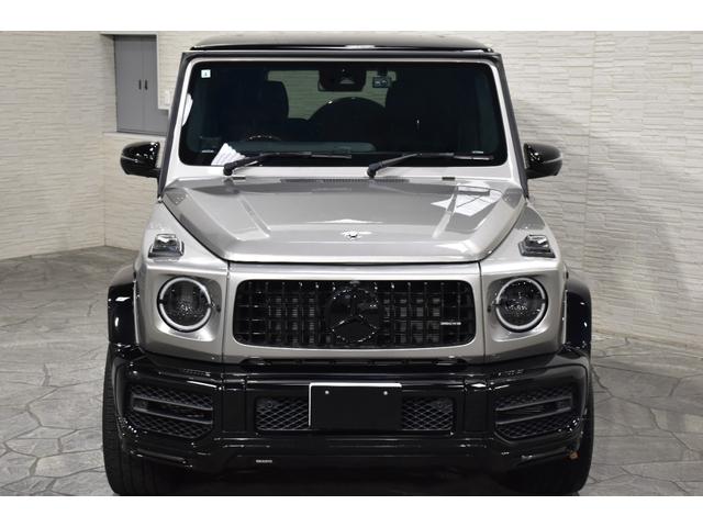 Gクラス G400d マヌファクトゥーアエディション 純正G63 22AW ブラバス製Fスポイラー G63仕様フロントバンパー ぱなめりかブラックラッピング 電動サイドステップ ガラススライディングルーフ ブルメスター ブラック&グレーレザーシート(9枚目)