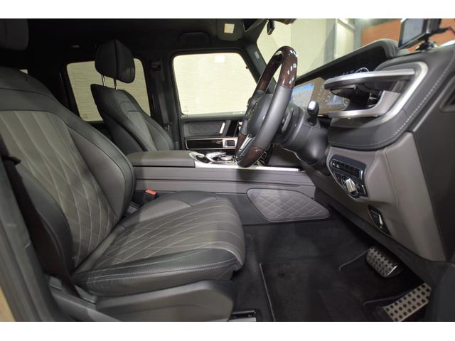 Gクラス G400d マヌファクトゥーアエディション 純正G63 22AW ブラバス製Fスポイラー G63仕様フロントバンパー ぱなめりかブラックラッピング 電動サイドステップ ガラススライディングルーフ ブルメスター ブラック&グレーレザーシート(17枚目)