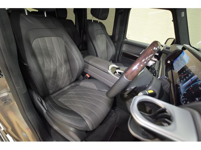 Gクラス G400d マヌファクトゥーアエディション 純正G63 22AW ブラバス製Fスポイラー G63仕様フロントバンパー ぱなめりかブラックラッピング 電動サイドステップ ガラススライディングルーフ ブルメスター ブラック&グレーレザーシート(18枚目)