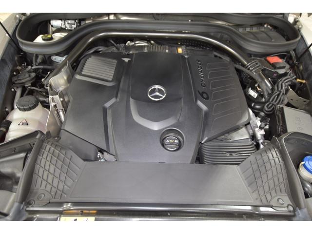 Gクラス G400d マヌファクトゥーアエディション 純正G63 22AW ブラバス製Fスポイラー G63仕様フロントバンパー ぱなめりかブラックラッピング 電動サイドステップ ガラススライディングルーフ ブルメスター ブラック&グレーレザーシート(23枚目)