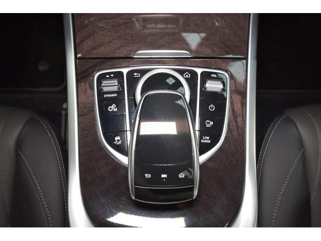 Gクラス G400d マヌファクトゥーアエディション 純正G63 22AW ブラバス製Fスポイラー G63仕様フロントバンパー ぱなめりかブラックラッピング 電動サイドステップ ガラススライディングルーフ ブルメスター ブラック&グレーレザーシート(34枚目)