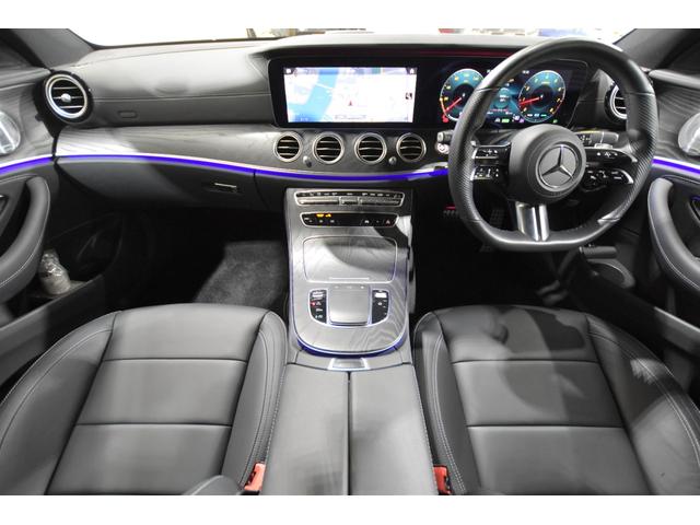 Eクラス E200 スポーツ エクスクルーシブPKG ヘッドアップディスプレイ ブルメスターサウンド エアバランスPKG パワーバックドア AMGラインインテリアPKG 黒革シート 後席シートヒーター 革巻きステアリング(5枚目)