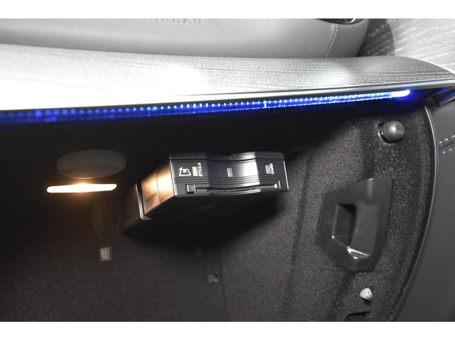 GT 4ドアクーペ 53 4マチック+ ダイナミックプラスPKG フルレザー仕様 パノラミックルーフ ヘッドアップディスプレイ ブルメスターサウンド エアサス 黒革シート シートヒーター&ベンチレーション AppleCarPlay ドラレコ(26枚目)