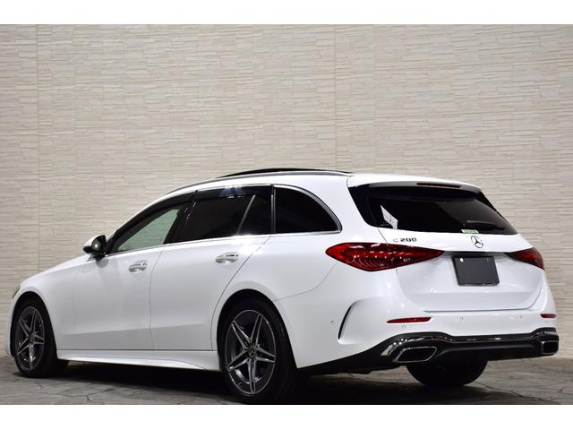 Cクラスステーションワゴン C200ステーションワゴンアバンギャルドAMGライP パノラミックスライディングルーフ ベーシックPKG レザーエクスクルーシブPKG ブラウン&ブラック革シート 前後ベンツドラレコ 純正フロアマット 純正18AW シートヒーター アンビエイトライト(2枚目)