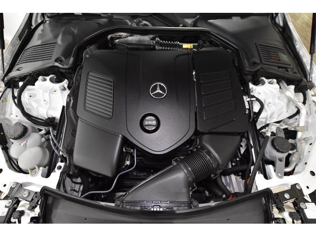 Cクラスステーションワゴン C200ステーションワゴンアバンギャルドAMGライP パノラミックスライディングルーフ ベーシックPKG レザーエクスクルーシブPKG ブラウン&ブラック革シート 前後ベンツドラレコ 純正フロアマット 純正18AW シートヒーター アンビエイトライト(23枚目)