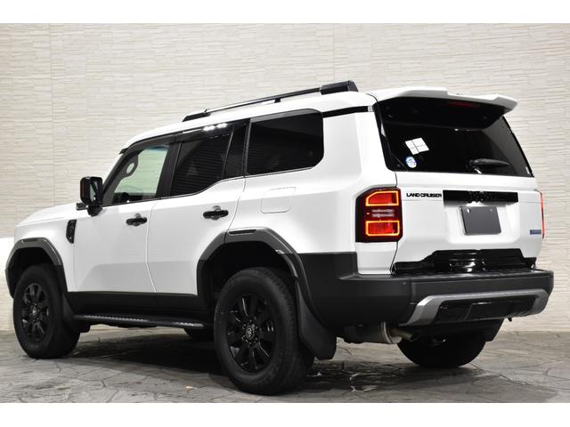 ランドクルーザー250 VXファーストエディション 丸目1眼LEDヘッドランプ モデリスタエアロ モデリスタPKG 18AWマットブラック デジタルインナーミラー サンルーフ ダークチェスト革シート シートヒーター&ベンチレーション ルーフレール(2枚目)