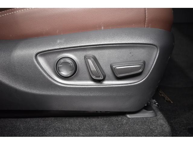 ランドクルーザー250 VXファーストエディション 丸目1眼LEDヘッドランプ モデリスタエアロ モデリスタPKG 18AWマットブラック デジタルインナーミラー サンルーフ ダークチェスト革シート シートヒーター&ベンチレーション ルーフレール(38枚目)