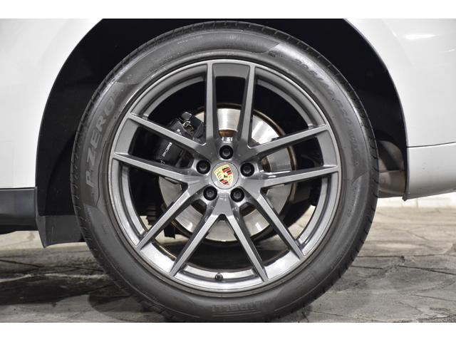 マカン マカンＴ　２０インチマカンＳホイール　エクステンデッドレザーＰＫＧ　ＰＤＬＳ＋付ＬＥＤヘッドライト　パノラマルーフ　パワステ＋　ＢＯＳＥ　リアエプロン　ティンテッドテールライト　ドライバーメモリーＰＫＧ（8枚目）