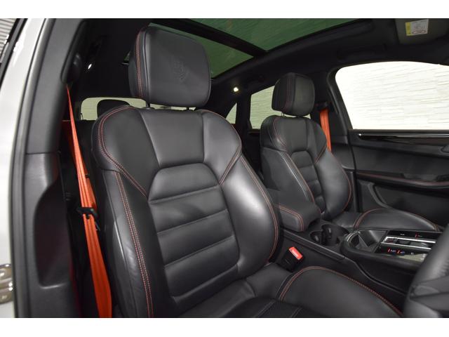 マカン マカンＴ　２０インチマカンＳホイール　エクステンデッドレザーＰＫＧ　ＰＤＬＳ＋付ＬＥＤヘッドライト　パノラマルーフ　パワステ＋　ＢＯＳＥ　リアエプロン　ティンテッドテールライト　ドライバーメモリーＰＫＧ（18枚目）