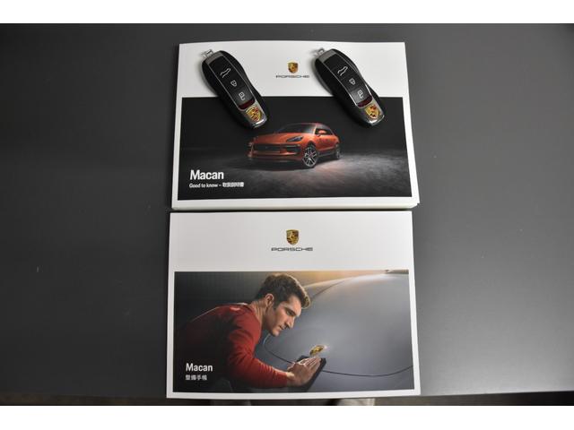 マカン マカンＴ　２０インチマカンＳホイール　エクステンデッドレザーＰＫＧ　ＰＤＬＳ＋付ＬＥＤヘッドライト　パノラマルーフ　パワステ＋　ＢＯＳＥ　リアエプロン　ティンテッドテールライト　ドライバーメモリーＰＫＧ（24枚目）