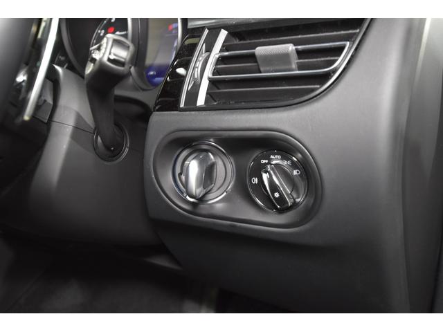 マカン マカンＴ　２０インチマカンＳホイール　エクステンデッドレザーＰＫＧ　ＰＤＬＳ＋付ＬＥＤヘッドライト　パノラマルーフ　パワステ＋　ＢＯＳＥ　リアエプロン　ティンテッドテールライト　ドライバーメモリーＰＫＧ（32枚目）