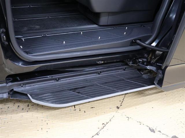 ノア S-G フルセグ メモリーナビ DVD再生 後席モニター バックカメラ 衝突被害軽減システム ETC ドラレコ 両側電動スライド LEDヘッドランプ 乗車定員7人 3列シート ワンオーナー 元試乗車(17枚目)