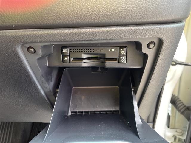 X Lエディション X Lエディション スマキー ディスチャージヘッドランプ 地デジテレビ Bカメ CD再生 ETC車載器 横滑り防止機能 キーレスキー ウォークスルー パワステ ABS メモリーナビ オートエアコン3列(21枚目)