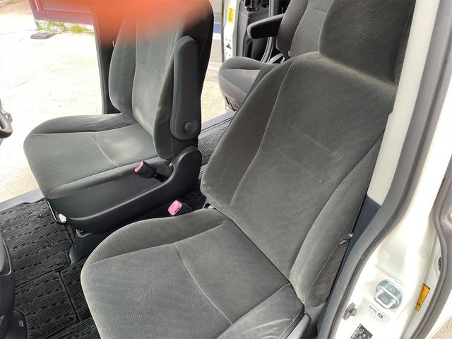 X Lエディション X Lエディション スマキー ディスチャージヘッドランプ 地デジテレビ Bカメ CD再生 ETC車載器 横滑り防止機能 キーレスキー ウォークスルー パワステ ABS メモリーナビ オートエアコン3列(24枚目)