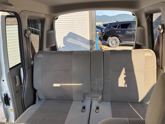 エブリイワゴン ＰＺターボ　ＰＺターボ　走行９７０００キロ　フォグランプ　片側パワースライドドア　アルミホイール１３インチ　フルフラットシート　ポータブルナビ　３カ月距離無制限保証付き（25枚目）