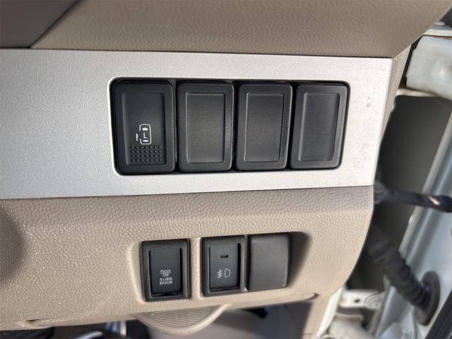 エブリイワゴン ＰＺターボ　ＰＺターボ　走行９７０００キロ　フォグランプ　片側パワースライドドア　アルミホイール１３インチ　フルフラットシート　ポータブルナビ　３カ月距離無制限保証付き（40枚目）