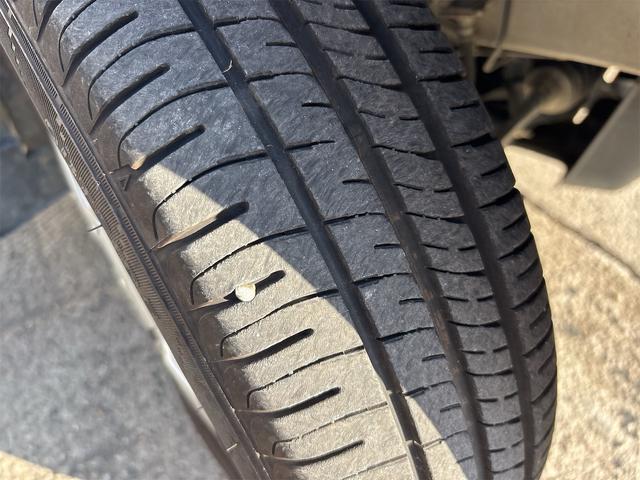 エブリイワゴン ＰＺターボ　ＰＺターボ　走行９７０００キロ　フォグランプ　片側パワースライドドア　アルミホイール１３インチ　フルフラットシート　ポータブルナビ　３カ月距離無制限保証付き（52枚目）