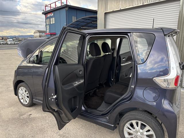 デイズ ハイウェイスター　Ｘ　ＳＤナビ　アラウンドヴューモニター　地デジテレビ　スマートキー　ＨＩＤヘッドライト　オートエアコン　電動オート格納ドアミラー　フロントフォグランプ　１４インチアルミホイール　アイドリングストップ（24枚目）