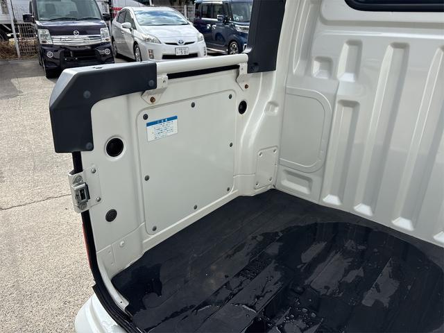 ハイゼットカーゴ デッキバンＧＬ　デッキバンＧＬ　パートタイム４ＷＤ　オートマ　　ＥＴＣ　キーレス　両側スライドドア　パワーウインド　エアコン　パワステ車検付／令和８年３月１８日　３か月走行無制限保証付（18枚目）