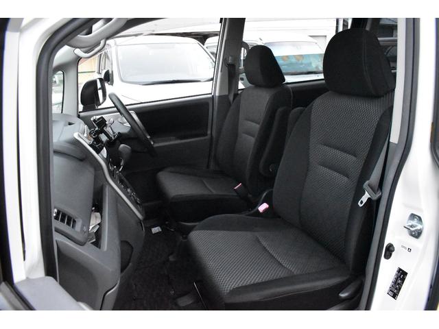 バックカメラ ナビ HIDヘッドライト フリップダウンモニター 禁煙車(11枚目)