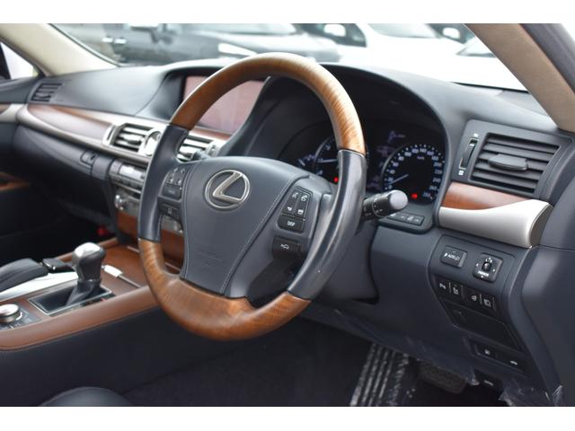 LS460 バージョンC Iパッケージ(11枚目)