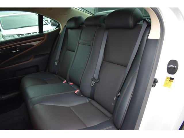 LS460 バージョンC Iパッケージ(17枚目)