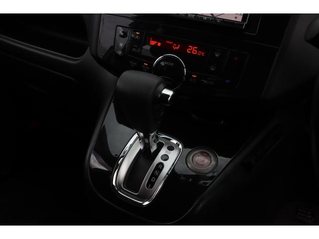 セレナ ハイウェイスター　Ｓ－ハイブリッド　両側パワスラ　ナビ　フルセグＴＶ　バックカメラ　Ｂｌｕｅｔｏｏｔｈ対応　ＤＶＤ／ＣＤ再生可　プッシュスタート　オートエアコン　オートライト　キセノンヘッドライト（26枚目）