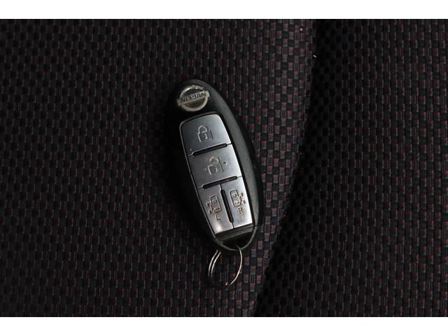 セレナ ハイウェイスター　Ｓ－ハイブリッド　両側パワスラ　ナビ　フルセグＴＶ　バックカメラ　Ｂｌｕｅｔｏｏｔｈ対応　ＤＶＤ／ＣＤ再生可　プッシュスタート　オートエアコン　オートライト　キセノンヘッドライト（46枚目）
