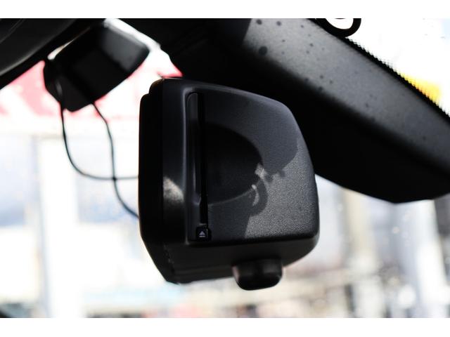 X3 xDrive 28i Mスポーツパッケージ 車高調/キセノンヘッドライト/ハーフレザーシート/純正ナビ/フルセグTV/バックカメラ/DVD・CD再生可/ETC/前後ドラレコ/クリアランスソナー/(25枚目)