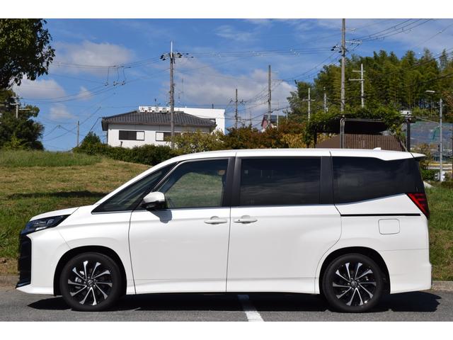 ノア ハイブリッドS-Z 未使用車/純正10.5インチ/フルセグ/バックカメラ/快適利便パッケージ/ETC2.0/両側電動ドア/シートヒーター/ステアリングヒーター//AC100V/衝突安全装置//HDMI/レーダクルーズ(11枚目)