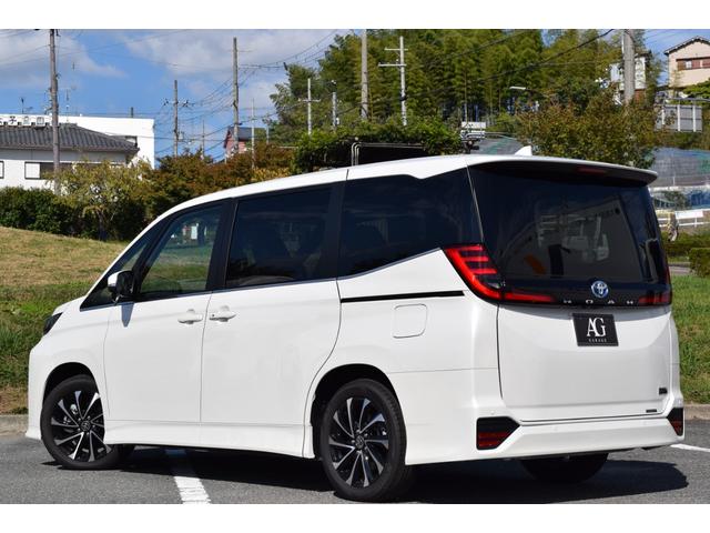 ノア ハイブリッドS-Z 未使用車/純正10.5インチ/フルセグ/バックカメラ/快適利便パッケージ/ETC2.0/両側電動ドア/シートヒーター/ステアリングヒーター//AC100V/衝突安全装置//HDMI/レーダクルーズ(12枚目)