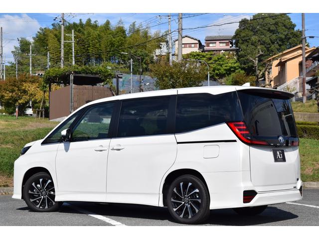 ノア ハイブリッドS-Z 未使用車/純正10.5インチ/フルセグ/バックカメラ/快適利便パッケージ/ETC2.0/両側電動ドア/シートヒーター/ステアリングヒーター//AC100V/衝突安全装置//HDMI/レーダクルーズ(13枚目)