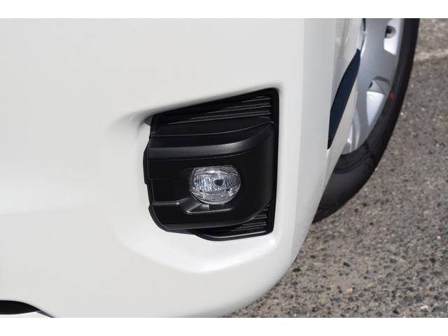 ハイエースバン スーパーGL ダークプライムII 衝突軽減/小窓/デジタルインナーミラー/レーンキープ/全方位カメラ/レーンキープ/ハーフレザーシート/オートライト/オートマチックハイビーム/室内フロアーマット付き/小物入れ/エアーバック/(6枚目)