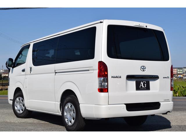 ハイエースバン スーパーGL ダークプライムII 衝突軽減/小窓/デジタルインナーミラー/レーンキープ/全方位カメラ/レーンキープ/ハーフレザーシート/オートライト/オートマチックハイビーム/室内フロアーマット付き/小物入れ/エアーバック/(21枚目)