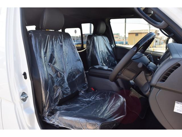 ハイエースバン スーパーGL ダークプライムII 衝突軽減/小窓/デジタルインナーミラー/レーンキープ/全方位カメラ/レーンキープ/ハーフレザーシート/オートライト/オートマチックハイビーム/室内フロアーマット付き/小物入れ/エアーバック/(43枚目)