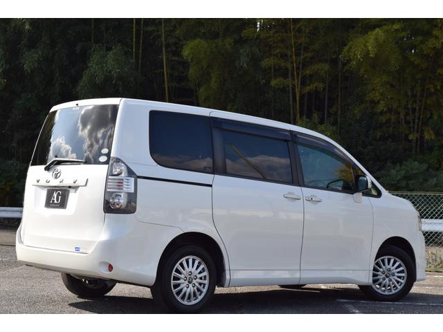 ヴォクシー Ｘ　メモリーナビ／バックカメラ／Ｂｌｕｅｔｏｏｔｈ／ＥＴＣ／（19枚目）