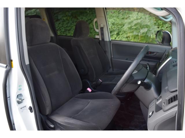 ヴォクシー Ｘ　メモリーナビ／バックカメラ／Ｂｌｕｅｔｏｏｔｈ／ＥＴＣ／（28枚目）