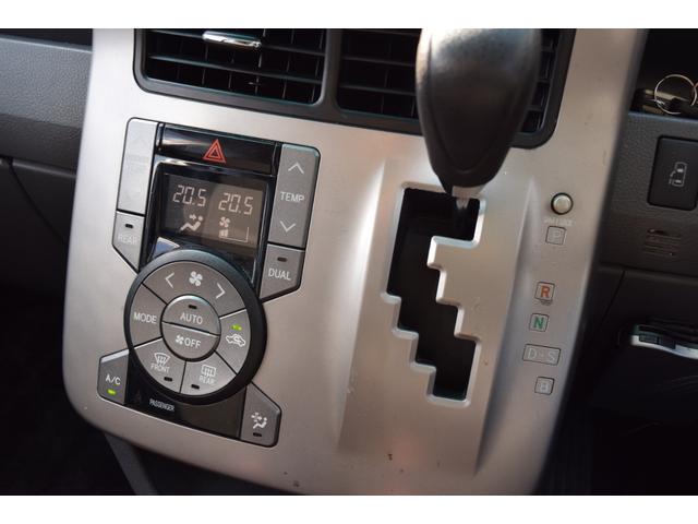 ヴォクシー Ｘ　メモリーナビ／バックカメラ／Ｂｌｕｅｔｏｏｔｈ／ＥＴＣ／（52枚目）