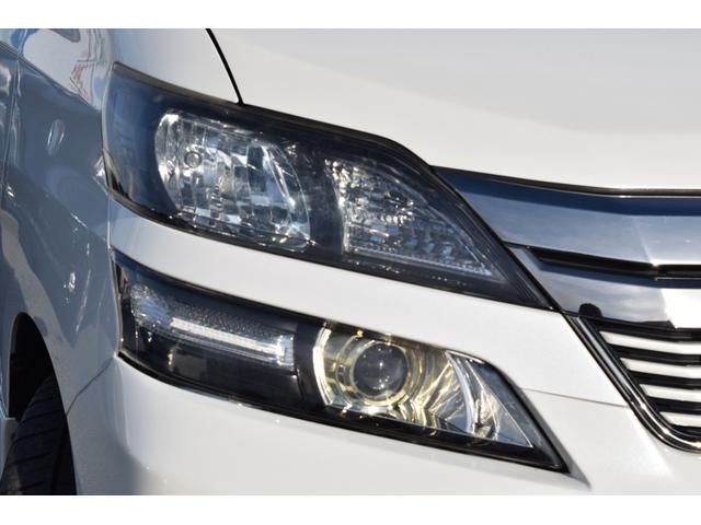 ヴェルファイア ２．４Ｚ　ゴールデンアイズ　９インチデカナビ／バックカメラ／Ｂｌｕｅｔｏｏｔｈ両側電動スライドドア／クルーズコントロール／ＥＴＣ／オットマン／フリップダウンモニター／ハーフレザーシート／クリアランスソナー／オートライト／（22枚目）