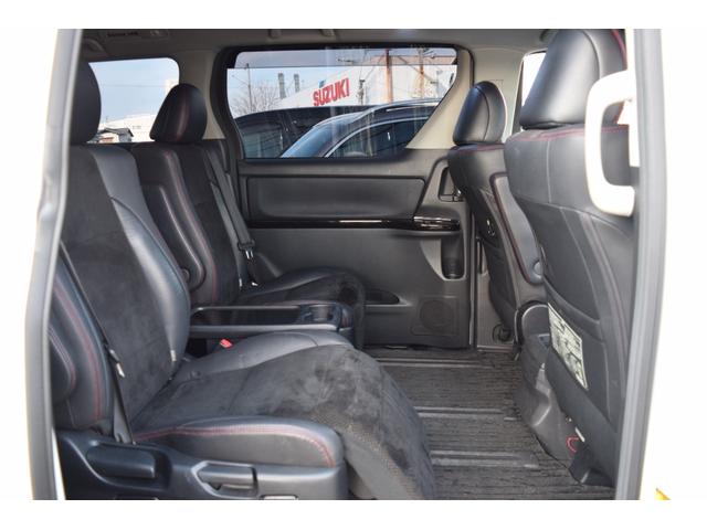 ヴェルファイア ２．４Ｚ　ゴールデンアイズ　９インチデカナビ／バックカメラ／Ｂｌｕｅｔｏｏｔｈ両側電動スライドドア／クルーズコントロール／ＥＴＣ／オットマン／フリップダウンモニター／ハーフレザーシート／クリアランスソナー／オートライト／（48枚目）