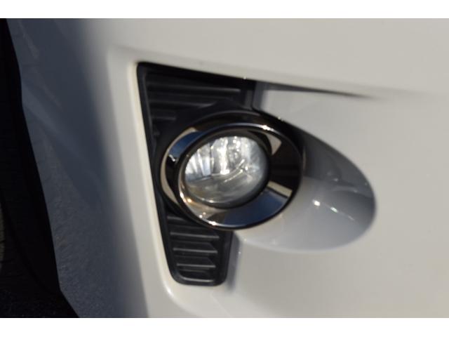 ヴェルファイア ２．４Ｚ　ゴールデンアイズ　９インチデカナビ／バックカメラ／Ｂｌｕｅｔｏｏｔｈ両側電動スライドドア／クルーズコントロール／ＥＴＣ／オットマン／フリップダウンモニター／ハーフレザーシート／クリアランスソナー／オートライト／（61枚目）