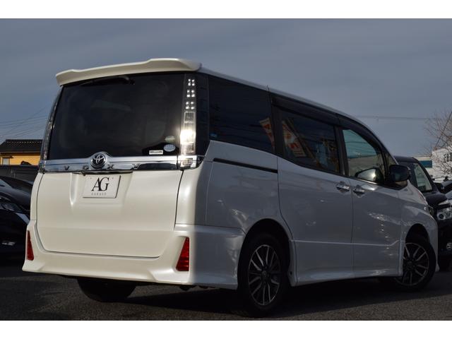 ヴォクシー ＺＳ　煌　アルパインナビ／バックカメラ／Ｂｌｕｅｔｏｏｔｈ／フリップダウンモニター／シートカバー／両側電動スライドドア／ＬＥＤヘッドライト／タイヤ４本新品／ＥＴＣ／フォグランプ／スマートキー／（20枚目）
