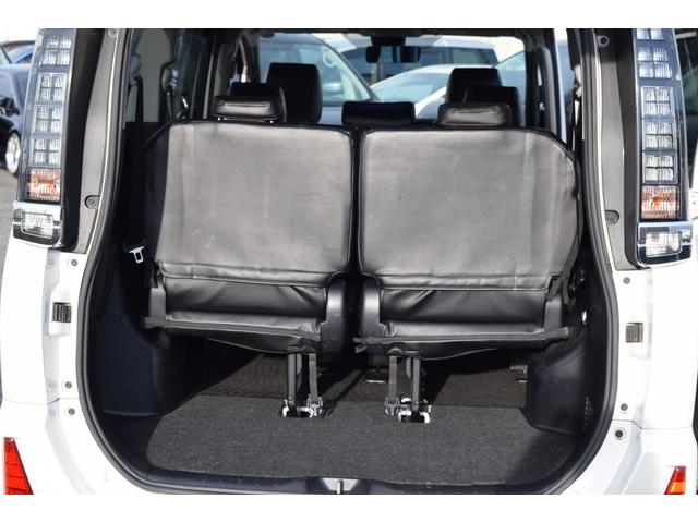 ヴォクシー ＺＳ　煌　アルパインナビ／バックカメラ／Ｂｌｕｅｔｏｏｔｈ／フリップダウンモニター／シートカバー／両側電動スライドドア／ＬＥＤヘッドライト／タイヤ４本新品／ＥＴＣ／フォグランプ／スマートキー／（37枚目）