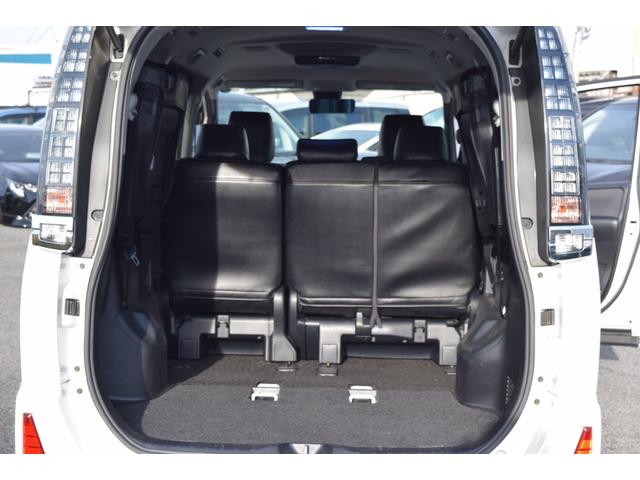 ヴォクシー ＺＳ　煌　アルパインナビ／バックカメラ／Ｂｌｕｅｔｏｏｔｈ／フリップダウンモニター／シートカバー／両側電動スライドドア／ＬＥＤヘッドライト／タイヤ４本新品／ＥＴＣ／フォグランプ／スマートキー／（39枚目）
