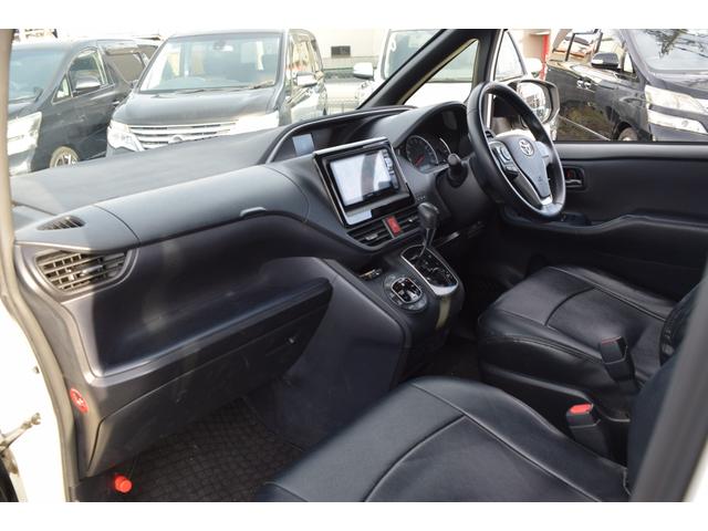 ヴォクシー ＺＳ　煌　アルパインナビ／バックカメラ／Ｂｌｕｅｔｏｏｔｈ／フリップダウンモニター／シートカバー／両側電動スライドドア／ＬＥＤヘッドライト／タイヤ４本新品／ＥＴＣ／フォグランプ／スマートキー／（42枚目）