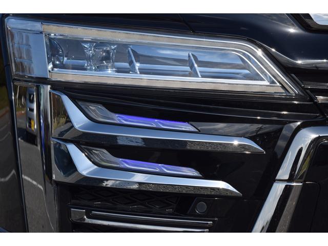 ヴェルファイア ２．５Ｚ　Ｇエディション　本革シート／ＪＢＬナビ／１２型フリップダウンモニター／サンルーフ／電動リアゲート／シートヒーター／ベンチレーション／ＡＣ１００Ｖ／モデリスタエアロ／ＴＲＤマフラー／ＴＲＤリアアンダー／シグネチャー（12枚目）