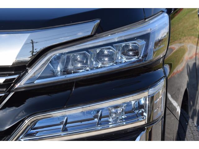 ヴェルファイア ２．５Ｚ　Ｇエディション　本革シート／ＪＢＬナビ／１２型フリップダウンモニター／サンルーフ／電動リアゲート／シートヒーター／ベンチレーション／ＡＣ１００Ｖ／モデリスタエアロ／ＴＲＤマフラー／ＴＲＤリアアンダー／シグネチャー（17枚目）