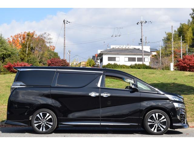 ヴェルファイア ２．５Ｚ　Ｇエディション　本革シート／ＪＢＬナビ／１２型フリップダウンモニター／サンルーフ／電動リアゲート／シートヒーター／ベンチレーション／ＡＣ１００Ｖ／モデリスタエアロ／ＴＲＤマフラー／ＴＲＤリアアンダー／シグネチャー（32枚目）